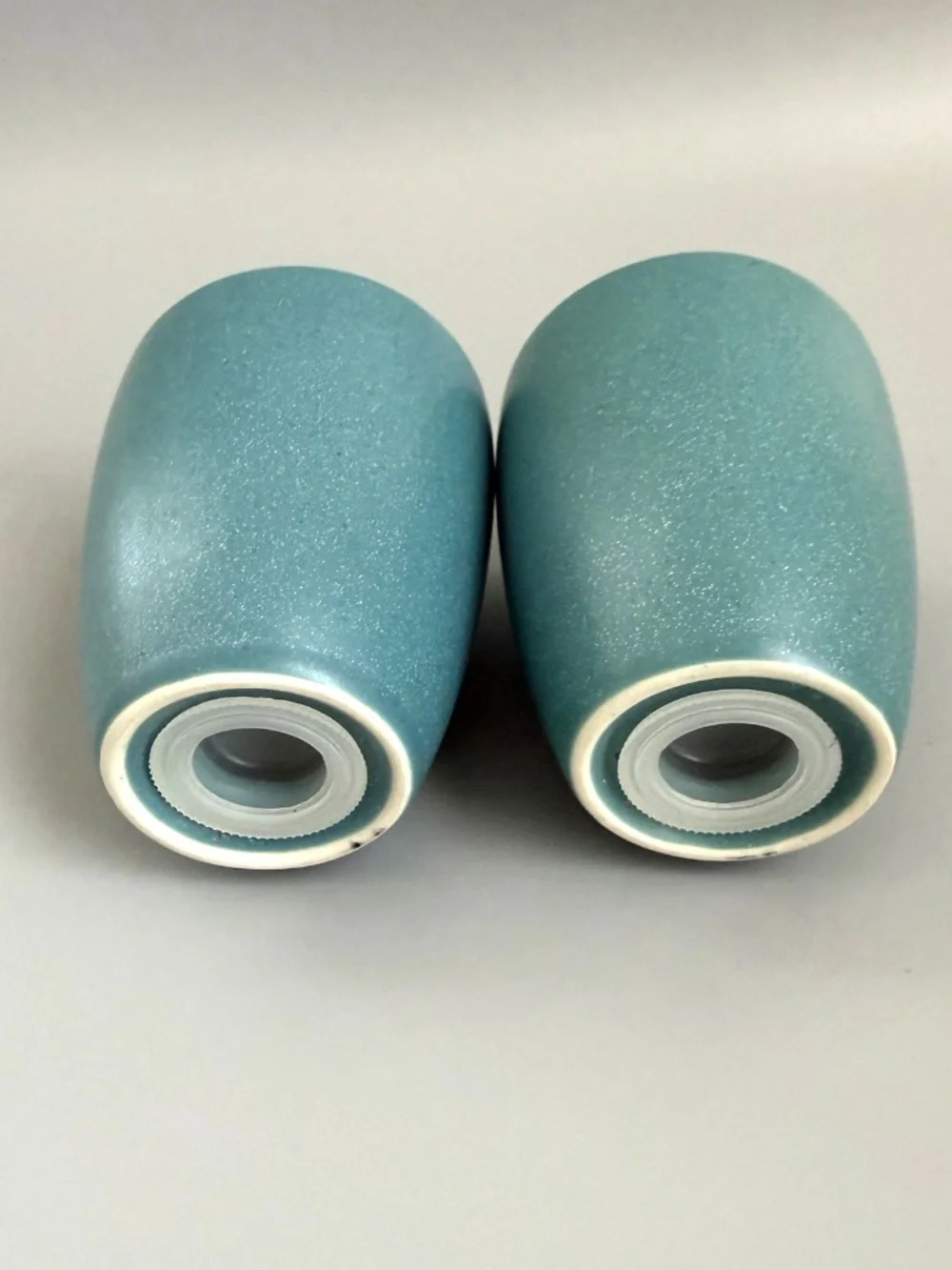 Noritake Colorwave Turquoise Stoneware Salt & Pepper Shakers Set 8093 New No Box